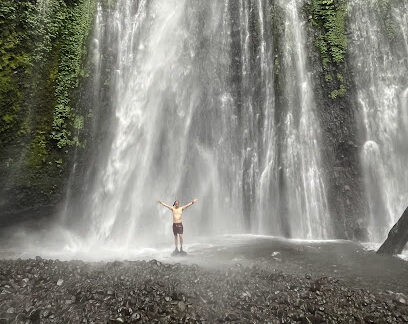 Lombok Adventure - Tiu Kelep Waterfall
